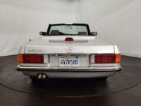 Mercedes 560 SL - <small></small> 38.000 € <small>TTC</small> - #20