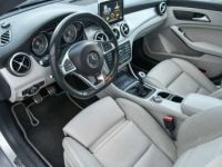 Mercedes CLA 200 - AMG-PACK BI-XENON PDC PANO SPORTSEATS NAVI - <small></small> 15.990 € <small>TTC</small> - #9