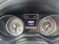 Mercedes CLA CLASSE 200 d 7-G DCT Avant Garde Pack AMG // JANTES 18 / TOIT NOUVRANT / CLIM / CAMERA RECUL / Garantie 12 mois - <small></small> 18.990 € <small>TTC</small> - #14