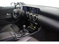 Mercedes CLA Shooting Brake 180 BUSINESS SOLUTIONS- NAVI - LED - <small></small> 21.495 € <small>TTC</small> - #15