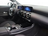 Mercedes CLA Shooting Brake 180 d 7-GTRONIC BUSINESS SOLUTIONS - WIDESCREEN NAVI DAB LED - <small></small> 22.495 € <small>TTC</small> - #15