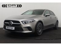 Mercedes Classe A 250 e-Hybrid - NAVI LED LEDER 20.150km!!! - <small></small> 26.995 € <small>TTC</small> - #1