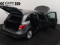 Mercedes Classe B 180 d STYLE EDITION PACK - NAVI LEDER KEYLESS ENTRY - <small></small> 14.995 € <small>TTC</small> - #10