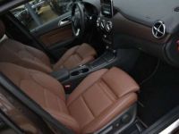Mercedes Classe B 200 d Business - PANO DAK - LEDER - GPS - PDC - CARPASS - XENON - - <small></small> 18.999 € <small>TTC</small> - #15