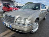 Mercedes Classe C W 202 Berline 250 TD 2.5 TD 20V 150 cv Boîte auto - <small></small> 3.490 € <small>TTC</small> - #1