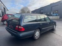 Mercedes Classe E 210) Break 420 T 4.2 i 32V 279 cv Boîte auto - <small></small> 7.990 € <small>TTC</small> - #7