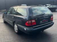 Mercedes Classe E 210) Break 420 T 4.2 i 32V 279 cv Boîte auto - <small></small> 7.990 € <small>TTC</small> - #9