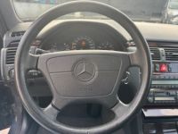 Mercedes Classe E 210) Break 420 T 4.2 i 32V 279 cv Boîte auto - <small></small> 7.990 € <small>TTC</small> - #12