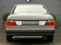 Mercedes Classe E 260 Pullman Limousine 6 Doors V124 - <small></small> 26.900 € <small>TTC</small> - #7