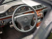 Mercedes Classe E 500 | W124 500E COLLECTORSITEM - <small></small> 79.900 € <small>TTC</small> - #17
