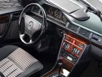 Mercedes Classe E E220 Cabriolet - <small></small> 25.000 € <small>TTC</small> - #9