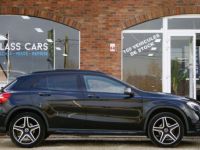 Mercedes Classe GLA 200 d4-Matic PACK AMG TOIT-PANO COCKPIT NAVI LED RADAR - <small></small> 25.990 € <small>TTC</small> - #5