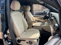 Mercedes Classe V II (2) EXTRA-LONG 300 D  EXCLUSIVE - <small></small> 51.990 € <small>TTC</small> - #11