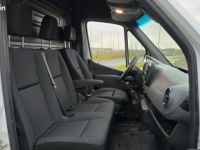 Mercedes Sprinter Mercedes VU FOURGON 2.2 214 CDI 145 3T0+TVA RECUPERABLE - <small></small> 20.230 € <small>TTC</small> - #12