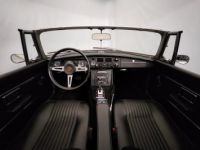 MG MGB B cabriolet boite auto - <small></small> 25.000 € <small>TTC</small> - #29