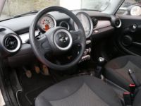 Mini Clubman 2 (R55) 1.4 95 One BVM (Double Toit panoramique, Entretien à jour...) - <small></small> 5.990 € <small>TTC</small> - #17
