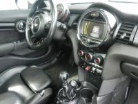 Mini Cooper 1.5i Pack Sport (navi Cuir Clim Led Pdc Toit Ouvr) - <small></small> 9.450 € <small></small> - #24