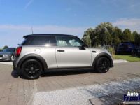 Mini Cooper AUT 3-D APPLE CARPL NAVI BLACK-PACK 16 - <small></small> 25.950 € <small>TTC</small> - #8