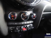 Mini Cooper AUT 3-D APPLE CARPL NAVI BLACK-PACK 16 - <small></small> 25.950 € <small>TTC</small> - #33