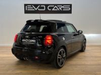 Mini Cooper John Works Ultimate 2.0 231 ch BVA8 Tête haute / CarPlay / Caméra / 2ème mains FR - <small></small> 29.990 € <small>TTC</small> - #2