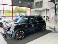 Mini Cooper WORKS 2,0 231 BVA8 TOIT PANORAMIQUE GPS CAMERA HIFI HARMAN KARDON REGULATEUR LIMITEUR CARPLAY - <small></small> 30.990 € <small>TTC</small> - #1