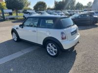 Mini One II (R56) Cooper 1.6 i 122ch BV6 Clim Régulateur 90,000 Kms - <small></small> 9.990 € <small>TTC</small> - #7