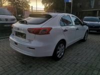 Mitsubishi Lancer (5) HATCHBACK 1.6 GLXI CLIM - <small></small> 8.999 € <small>TTC</small> - #4