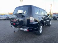 Mitsubishi Pajero 3.2 DI-D200 FAP INVITE 5P - <small></small> 24.990 € <small>TTC</small> - #2