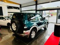 Mitsubishi Pajero III 3.2 DI-D 160 EXCEED BVA 3P - <small></small> 14.900 € <small>TTC</small> - #5