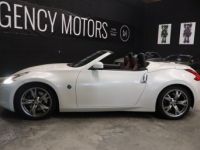 Nissan 370Z 3.7 l 328 ch V6 nacré - <small></small> 25.990 € <small>TTC</small> - #2