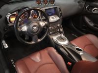 Nissan 370Z 3.7 l 328 ch V6 nacré - <small></small> 25.990 € <small>TTC</small> - #10