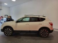 Nissan Qashqai 1.5 DCI 110 N-CONNECTA + ATTELAGE + CAMERA + TOIT PANO - <small></small> 7.590 € <small>TTC</small> - #4