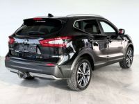 Nissan Qashqai 1.5 dCi BOITE AUTO ATTELAGE NAVI CLIM PDC ETC - <small></small> 21.490 € <small>TTC</small> - #7