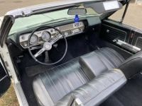 Oldsmobile Cutlass Cabriolet de 1966 - <small></small> 20.000 € <small>TTC</small> - #8