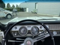 Oldsmobile Cutlass Cabriolet de 1966 - <small></small> 20.000 € <small>TTC</small> - #9