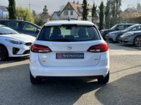 Opel Astra SPORTS TOURER 1.6 D 136CH BUSINESS EDITION AUTOMATIQUE - <small></small> 12.490 € <small>TTC</small> - #12