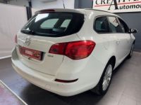 Opel Astra SPORTS TOURER 1.7 CDTI 110 ch FAP  - <small></small> 6.900 € <small>TTC</small> - #4