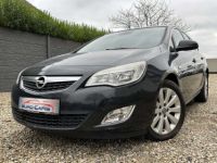 Opel Astra Sports Tourer 1.7 CDTi ECOTEC Cosmo CUIR-EXPORT - <small></small> 3.250 € <small>TTC</small> - #1