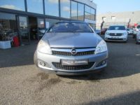 Opel Astra TWINTOP 1.9 CDTI - 150 Cosmo - <small></small> 6.490 € <small>TTC</small> - #2