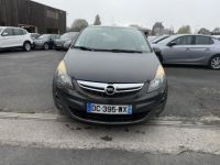 Opel Corsa 1.2i - 85 Twinport Graphite Gps + Clim - <small></small> 6.990 € <small>TTC</small> - #9