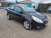 Opel Corsa CORSA, 1,2 i, TWINPORT, 80 CH - <small></small> 3.950 € <small>TTC</small> - #2