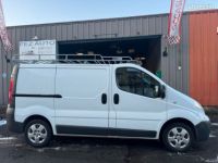 Opel Vivaro 2L L1H1 115CH 1ère main 3 places 86500KM - <small></small> 14.400 € <small>TTC</small> - #4