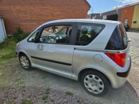 Peugeot 1007 1.4i 75ch - <small></small> 3.900 € <small></small> - #3