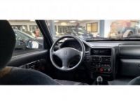 Peugeot 106 1.6i 16V S16 GTI PHASE 2 / PARFAIT ETAT GENERAL / CLIM - <small></small> 12.990 € <small>TTC</small> - #63