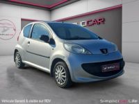 Peugeot 107 1.0 12V 68ch Trendy - <small></small> 2.990 € <small>TTC</small> - #1