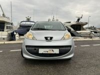 Peugeot 107 1.0 12V TRENDY 5P - <small></small> 3.700 € <small>TTC</small> - #8