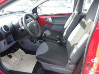 Peugeot 107 1.0 12V URBAN EURO5 3P - <small></small> 4.590 € <small>TTC</small> - #9