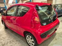 Peugeot 107 1.0 - <small></small> 3.990 € <small>TTC</small> - #4