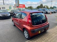 Peugeot 107 1.0e 12V 68ch BLUE LION Urban - <small></small> 4.890 € <small>TTC</small> - #5