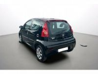 Peugeot 107 1.0e 12V 68ch BVA Black et Silver - <small></small> 6.490 € <small>TTC</small> - #4